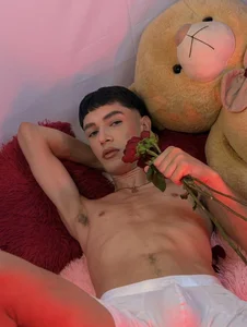 !MI VALENTINE🫦💘! od Alexxus_Smith  2 snímek