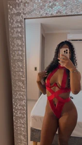Chloe-Rose- Don't hold back.😈🌹 Hình