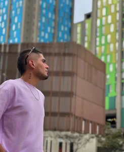 mirallesandbigのBig hot Topの枚の写真