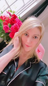 CelestialRuby Tight Black Leggings Camel Toe LOL :D 圖片 3