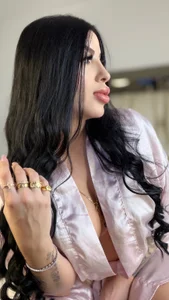 ALISSON_FOXXX1 Estoy peligrosamente bonita… y un poquito traviesa. 😏🔥 Foto 2
