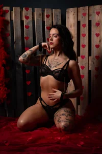LyssaModel Corps de diable & Visage d'ange Pic 7