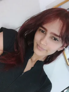 MelodyMansson Wake up, my sweetest sin… ☀️🔥 From 9:00 AM to 5:00 PM (Colombia time), I’m here to make your heart Foto 4