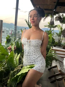 AlessaRomero CURVES Εικόνα 2