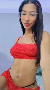 ScarletEvanss_ Its a good saturday♥ Pic