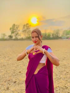 Public de hornysofiya  2 Imagens