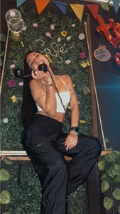 SofiaSiren “Come try these lips” Hình 2