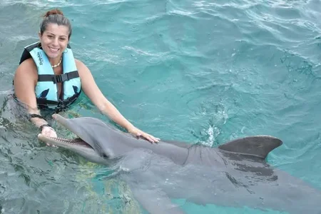 Nahiajhonson_ My Favorite Place... The Beach 🌊🐬 Pic 2