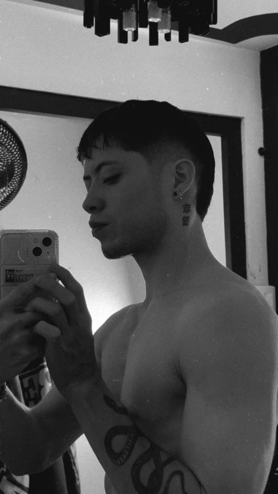 marcuscollins1_ 님의 트렌드 중인 사진  1557개
