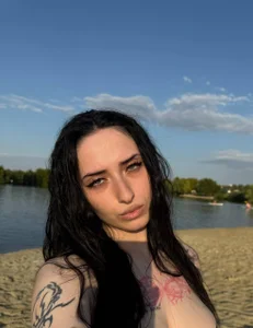 MonicaLowesのmermaidの 4枚の写真