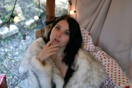 SarahStanley ❄🤍❄ Immagine  9