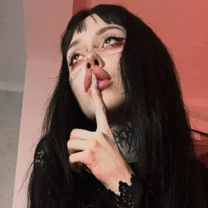 Red tights that you want to rip💔 od Somniyaa  2 snímek