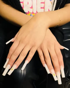 Anais_Bloom LONG NAILS LOVERS Foto 5