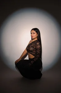 SusiMendez_ Elegant girl Pic