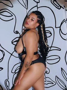 All yours de Selket11  6 photos