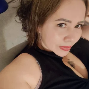 DulceAnahi_ Public Pic 3