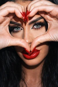 RubyConnerのMy Private Sideの 2枚の写真