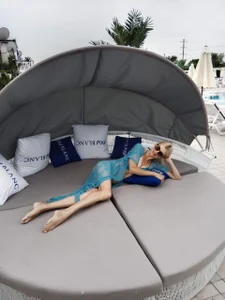 Silk-Temptation Public Pic