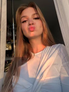 LaurieGutierrez Public Foto