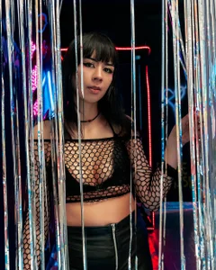 Haru_Queenn Haunt me Foto 5