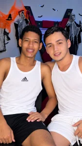 GoldenBoyDuo Public 사진 5