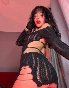 Giovanna_oliveira Sultry Seduction 🖤 Pic 5