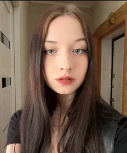 AlicePowells Public Poză 4