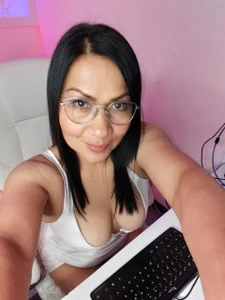 LissafeetHott Me 😍 Pic 3