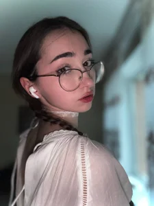 PollyBeev my home stuff Pic