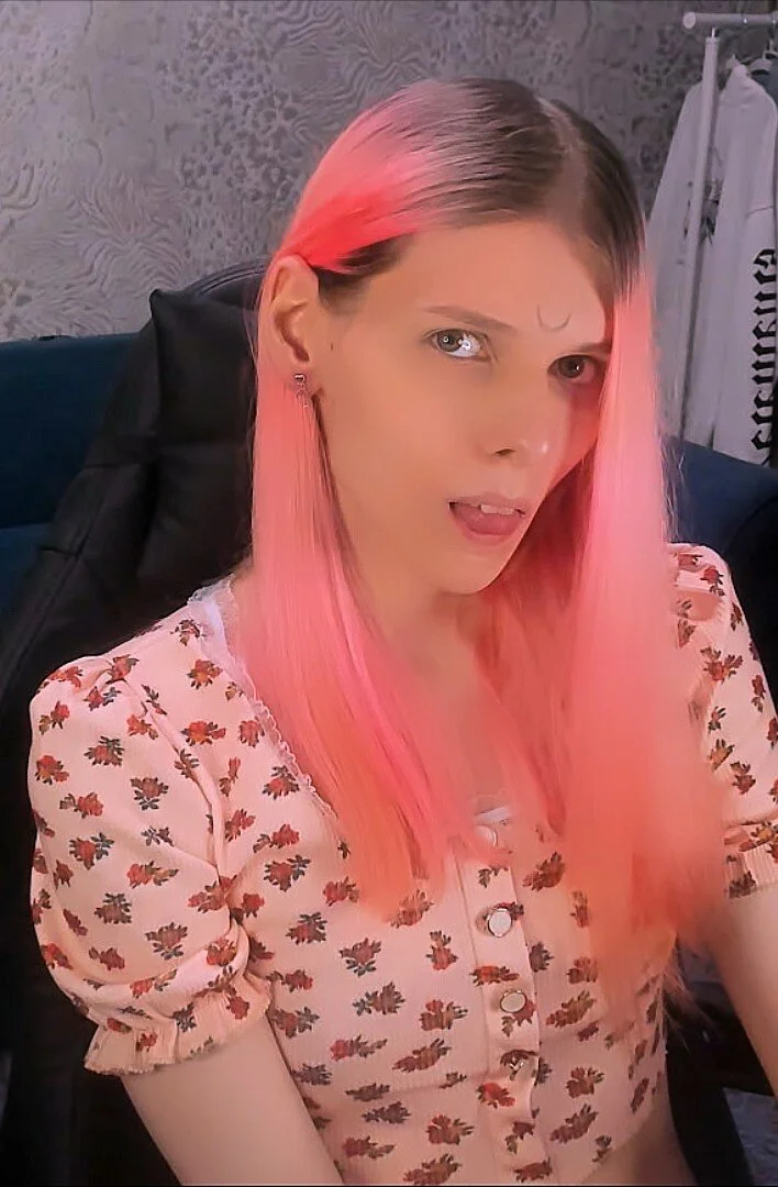 Foto em tendência de LunaPink69 7084