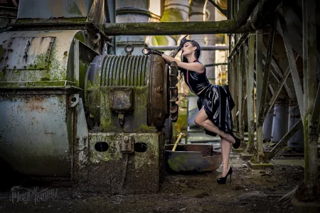 LilliLowexox Fine Art / Urbex Pic 2