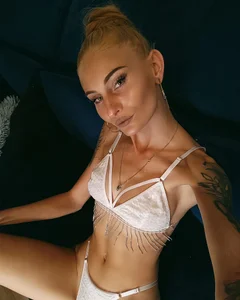 LessiaMia Public Εικόνα