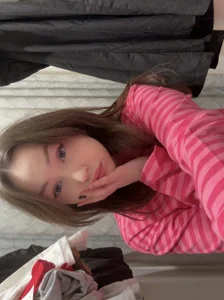 Peachy_Dream catch me in the fitting room👀 slika 3