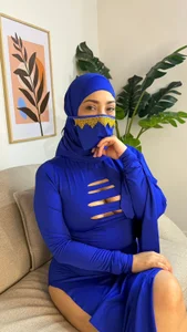 Layla_Sahar “Exclusivity, connection and a little bit of mischief… that's who I am.”  2টি ছবি