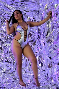 SILVER SENSUAL de gabriella_coxx  8 Imagens