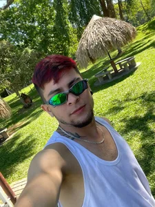 vaalentiino 👑 Pic