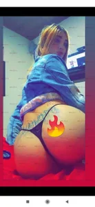 AnnieSexDoll Public зображення