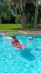 pool 🥵🔥 od Coco_Kiss  2 snímek