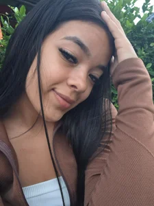 MiiaaBloom_ Public Εικόνα 5