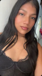 Sara-001 Public Pic 4