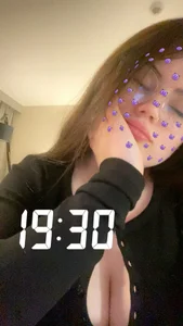 Melissaa00 Public  6টি ছবি