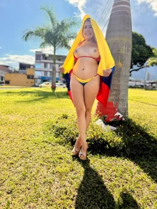 AdharaSmithh Let's go for the final my Colombia National Team 💛💙💖 Εικόνα 6