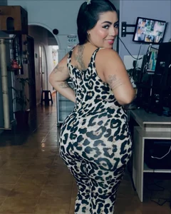 kiana_cream A Bigg ass in leopard women 🍑 Pic 6