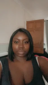 Slutty_Kiki_Bella Just me Gambar