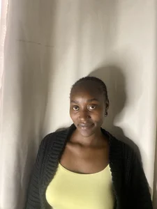 Secretary_sandie Public  4. fénykép