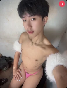 luxurioux_blake Public รูป  2