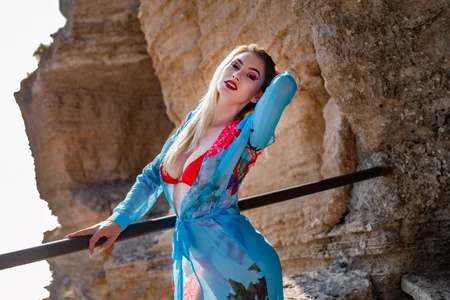 LindaBryns Cliff side Foto 3