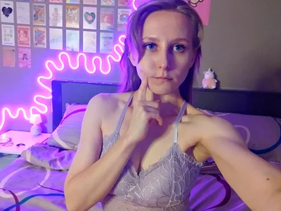 Kate_Clover Public Gambar 5