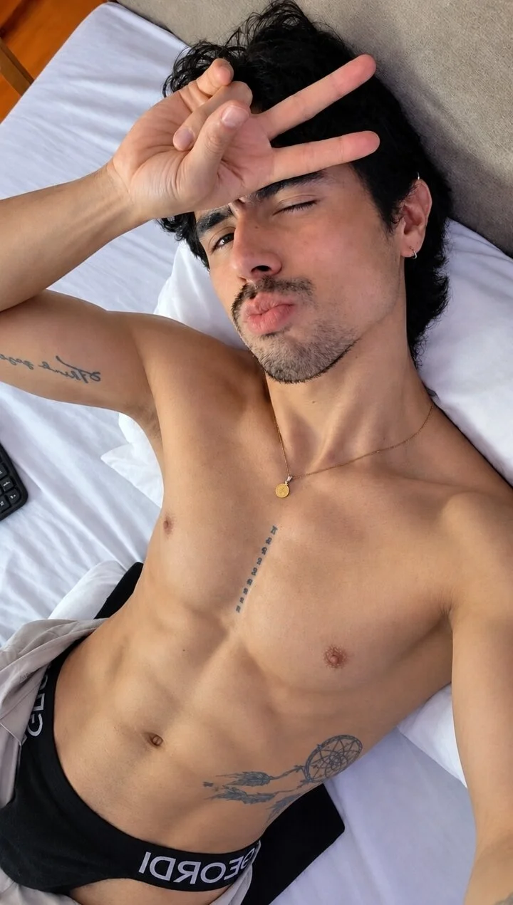 Ethan_Briggs_ Foto en Tendencia 3745