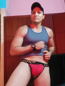 lewislamxxx_hot Public Pic 4